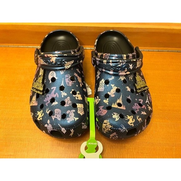 Crocs x Disney World 50th Anniversary Grand Finale Clog Size Men's 5 / Women's 7 - Picture 3 of 5